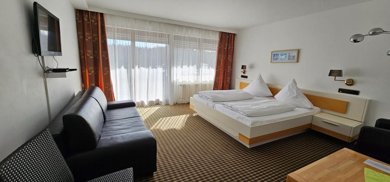 Schwaben Hotel Ebnisee Ngoại thất bức ảnh
