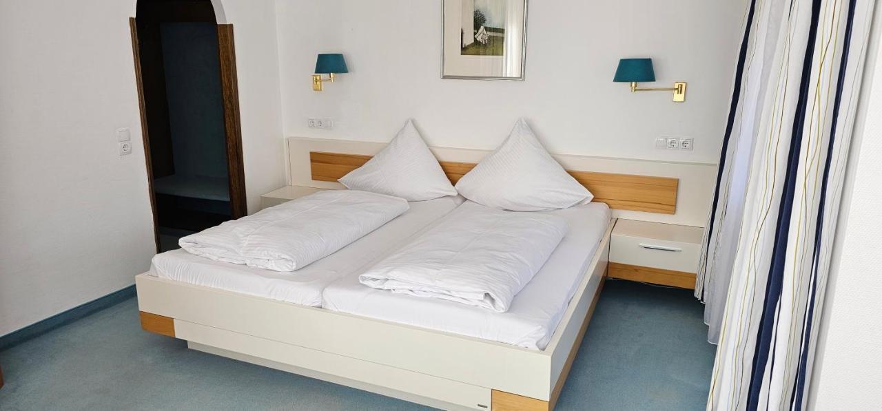 Schwaben Hotel Ebnisee Ngoại thất bức ảnh